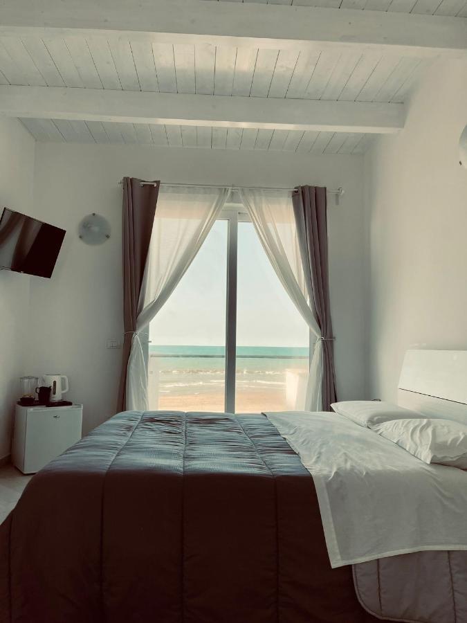 Carfagnini Rooms Termoli Exterior photo